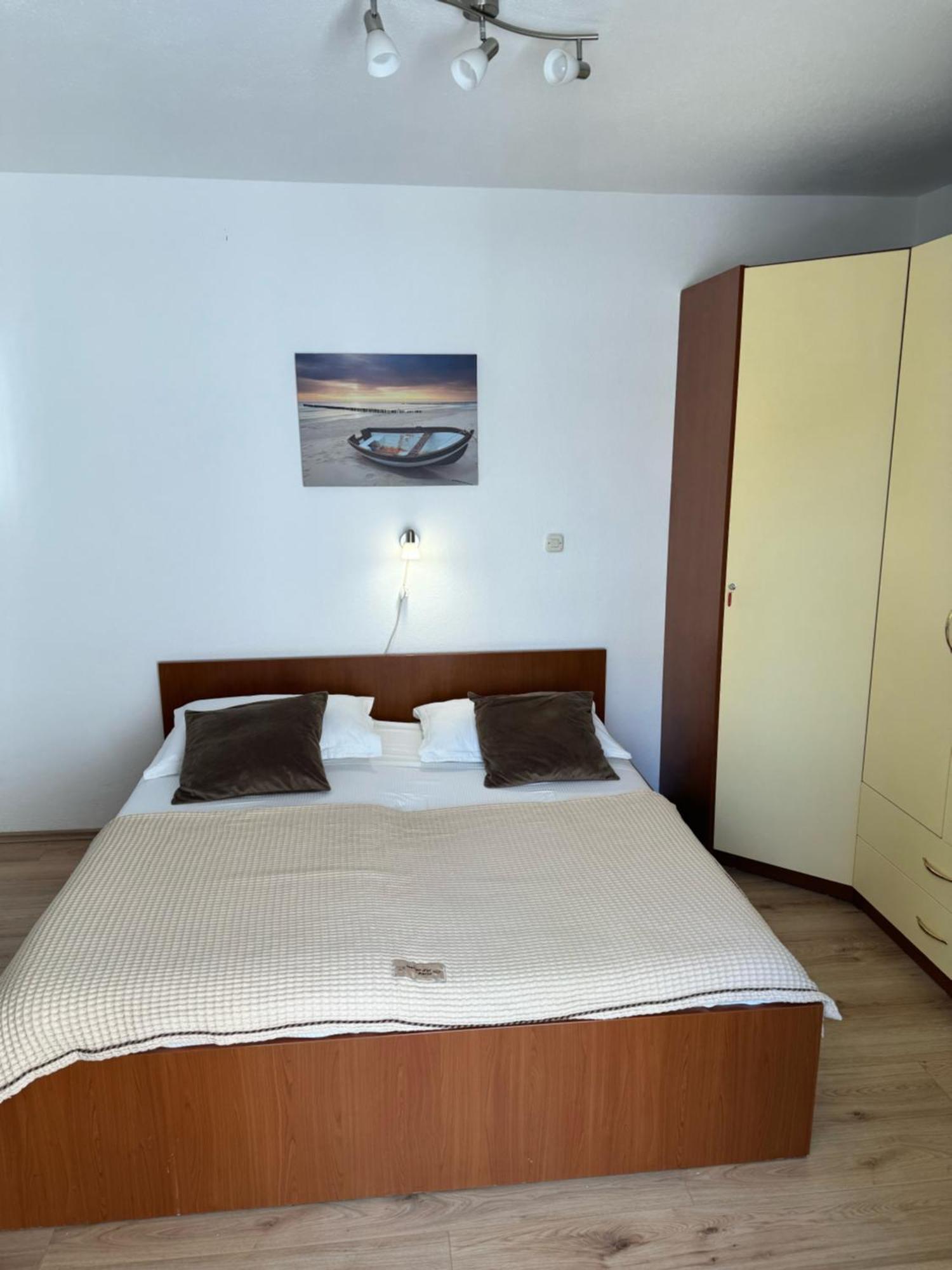 Apartmani Komparic Baška Voda Exterior foto