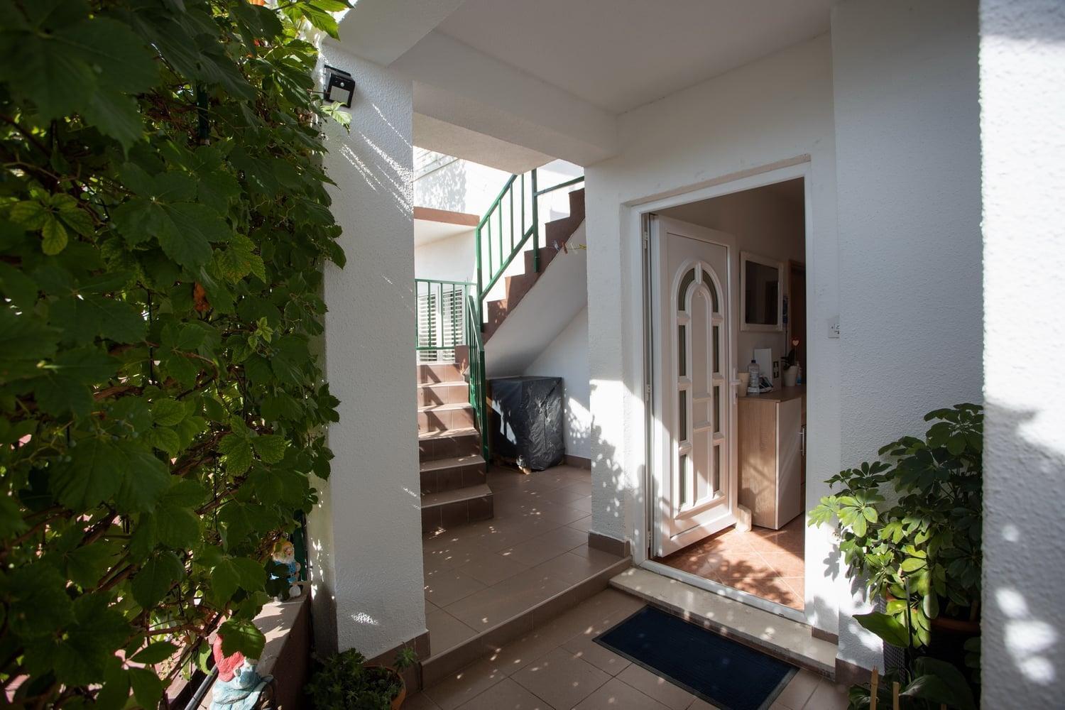 Apartmani Komparic Baška Voda Exterior foto